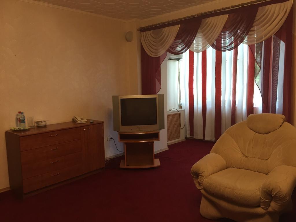 Hotel Zelenaya Ακτάου Δωμάτιο φωτογραφία